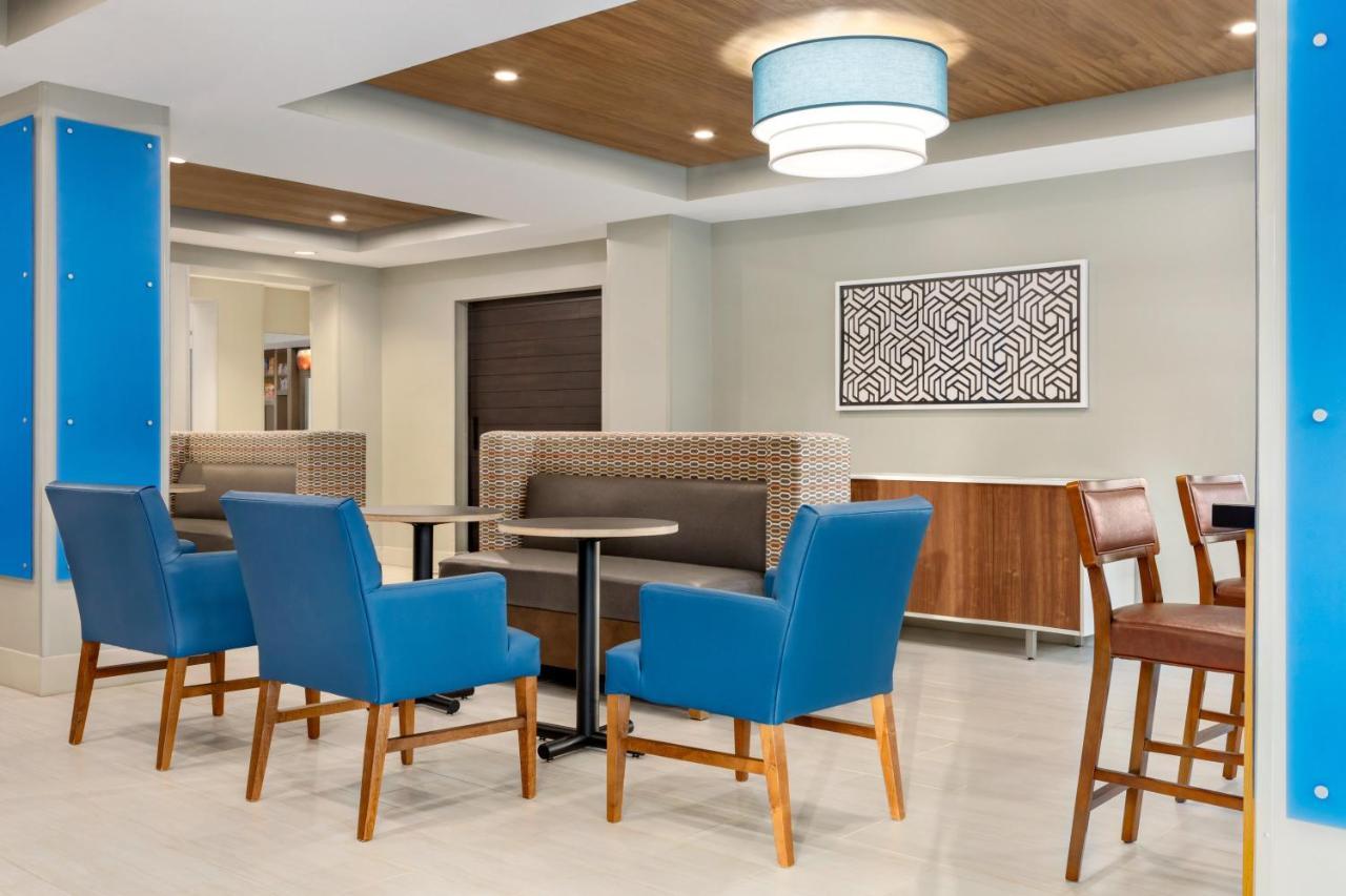 Holiday Inn Express & Suites Philadelphia - Mt Laurel By Ihg Mount Laurel Exterior foto